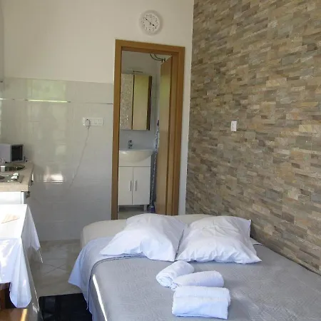 Sanjica Appartamento Pola